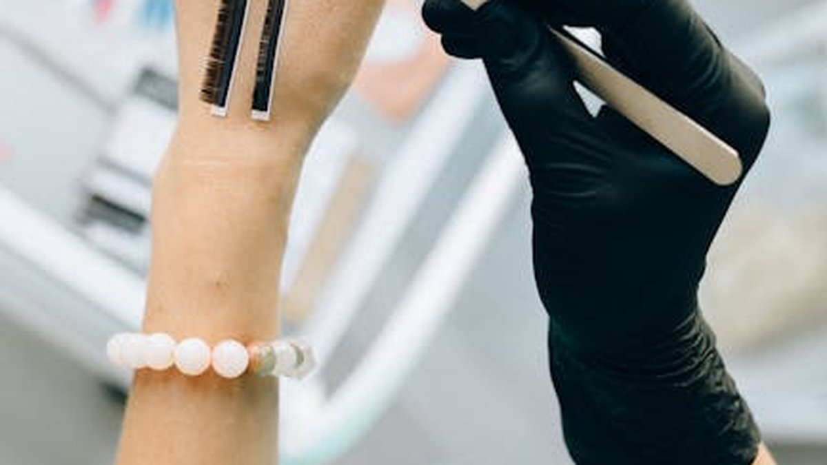 Why Cracking Your Knuckles Isn’t as Bad as You Think