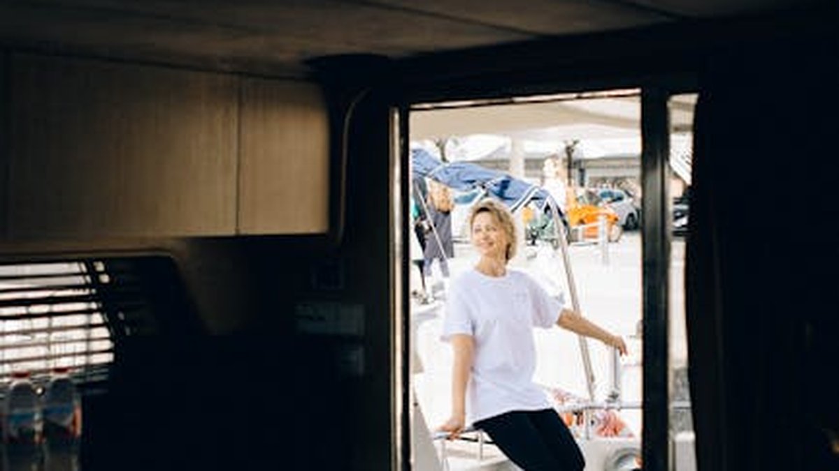 Yoga vs Gym: Which Is Better for Your Body Type?